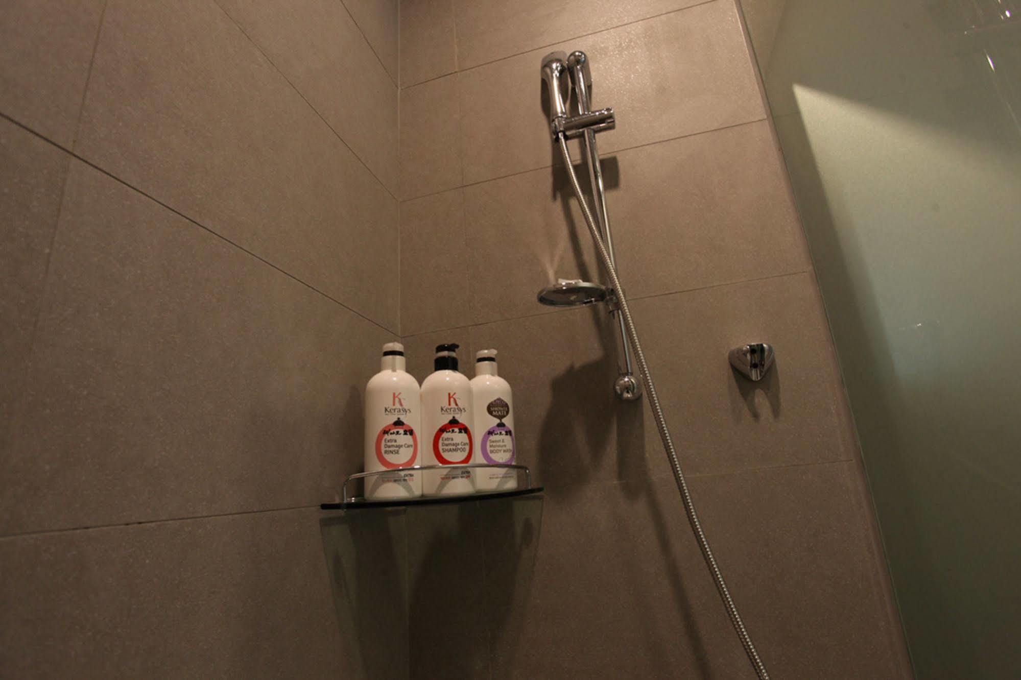 Drive In Hotel Tiamo Pocheon Extérieur photo
