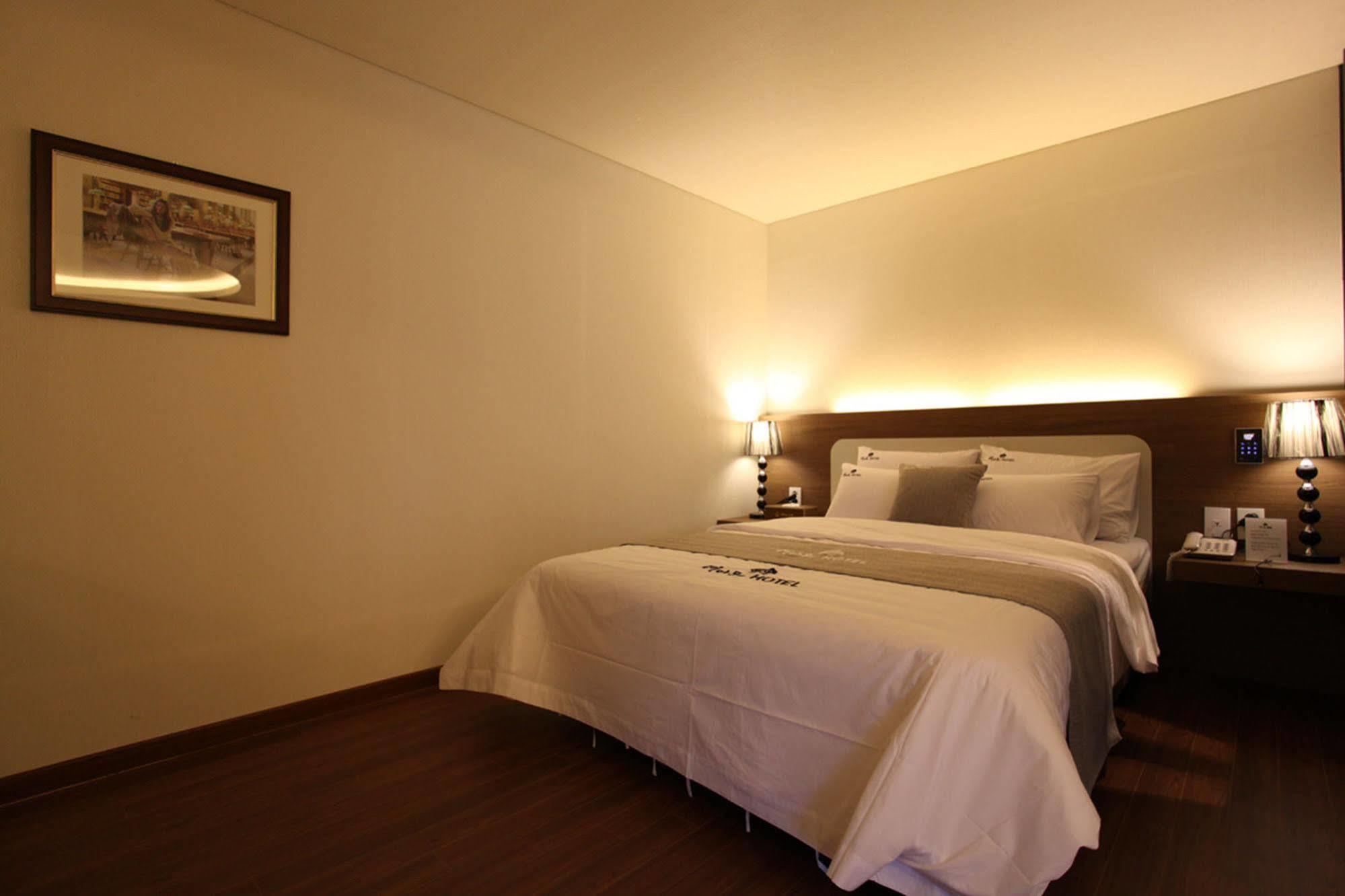 Drive In Hotel Tiamo Pocheon Extérieur photo