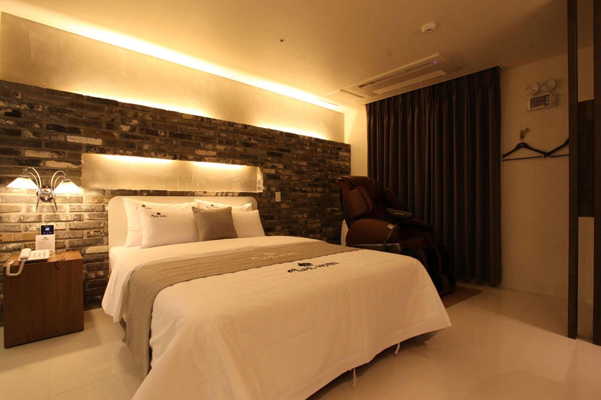 Drive In Hotel Tiamo Pocheon Extérieur photo