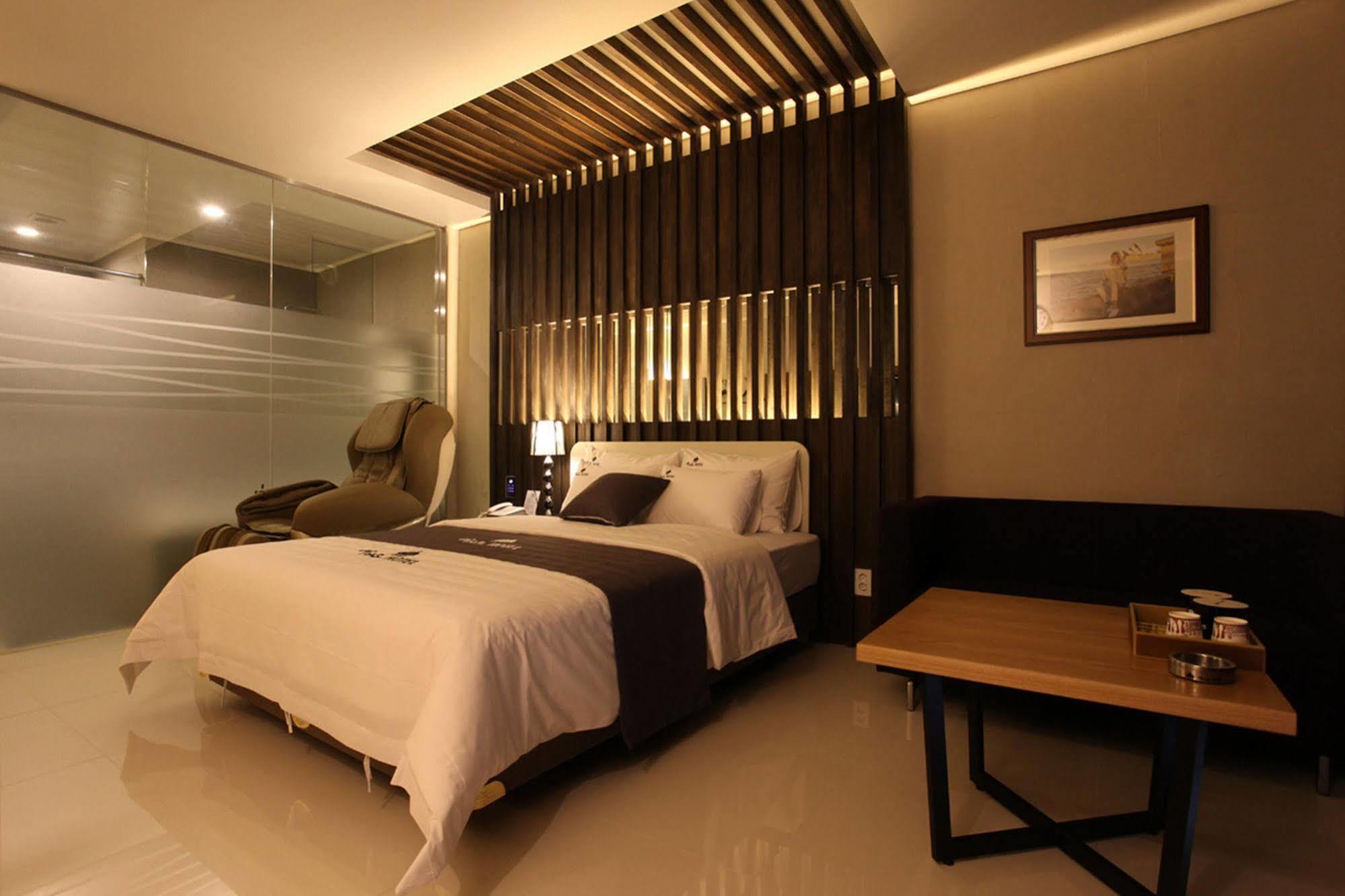 Drive In Hotel Tiamo Pocheon Extérieur photo